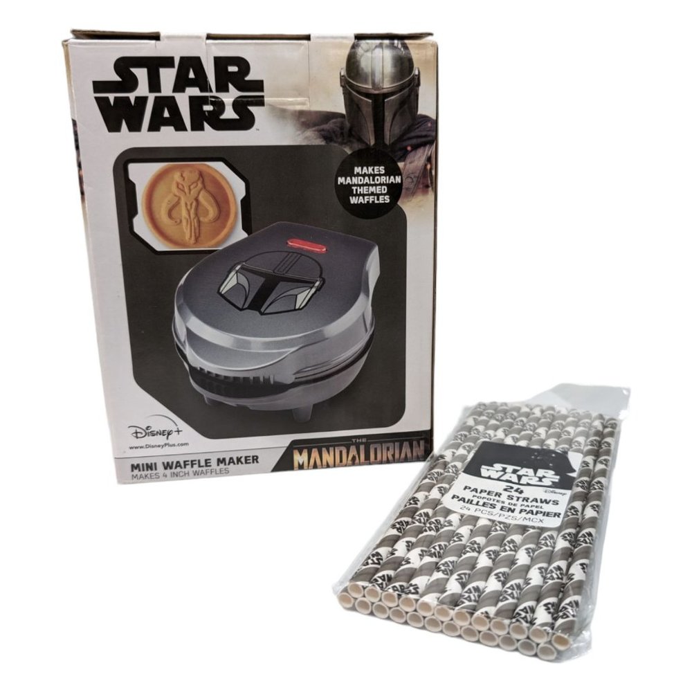 Disney Star Wars The Mandalorian Mini Waffle Maker with 24 Straws